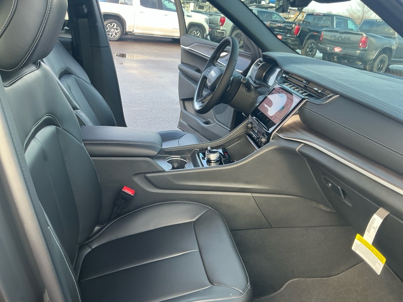 2025 Jeep Grand Cherokee L