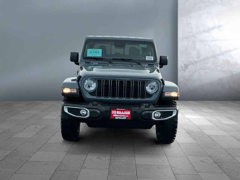 2025 Jeep Gladiator