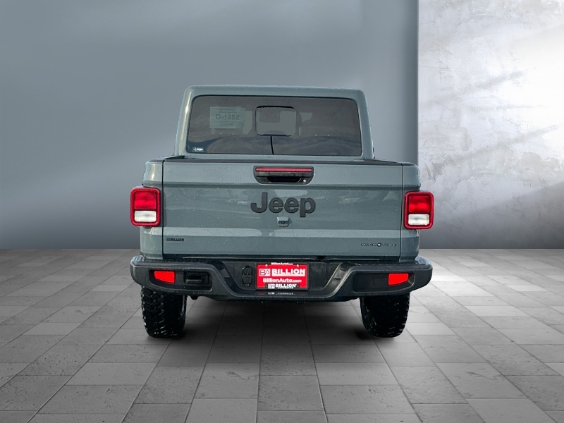 2025 Jeep Gladiator
