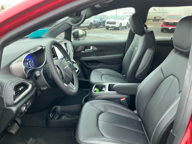 2026 Chrysler Pacifica