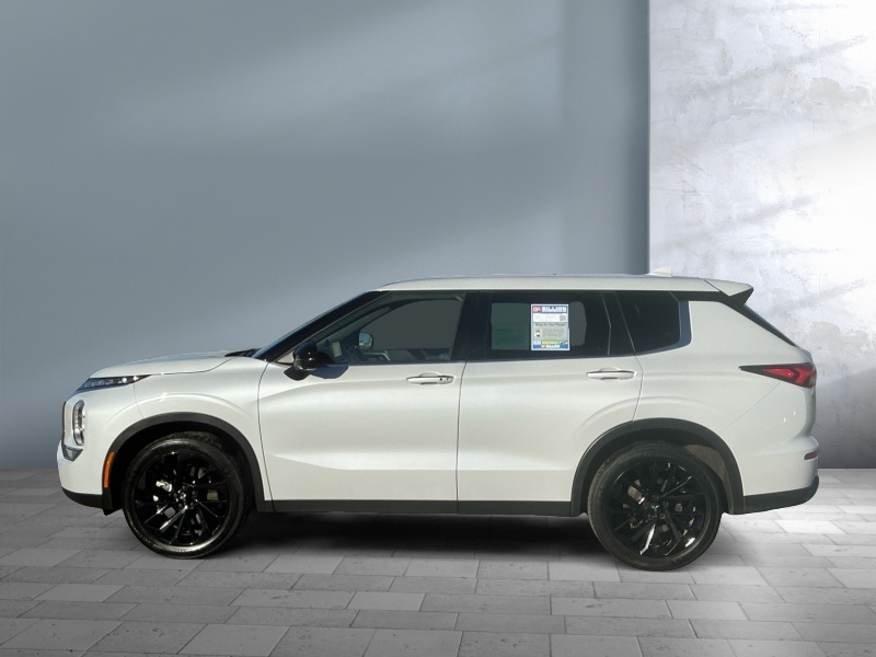 2023 Mitsubishi Outlander