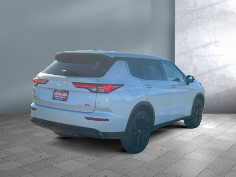 2023 Mitsubishi Outlander
