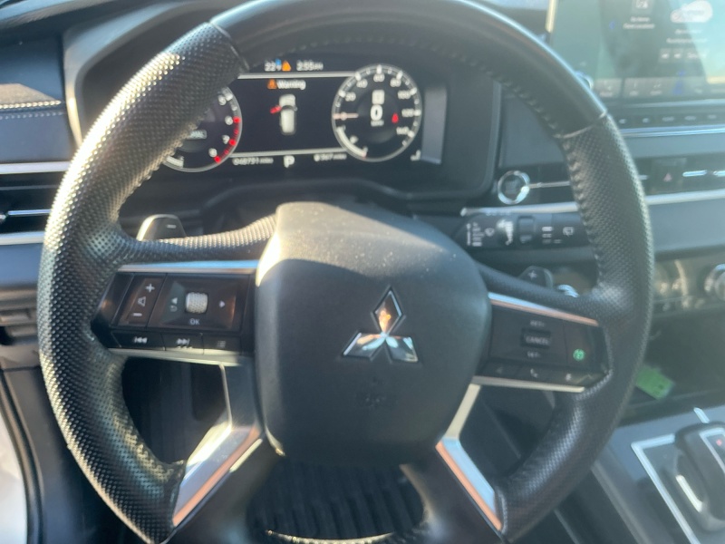 2023 Mitsubishi Outlander