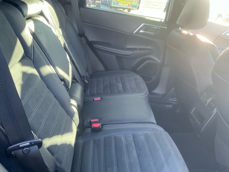 2023 Mitsubishi Outlander