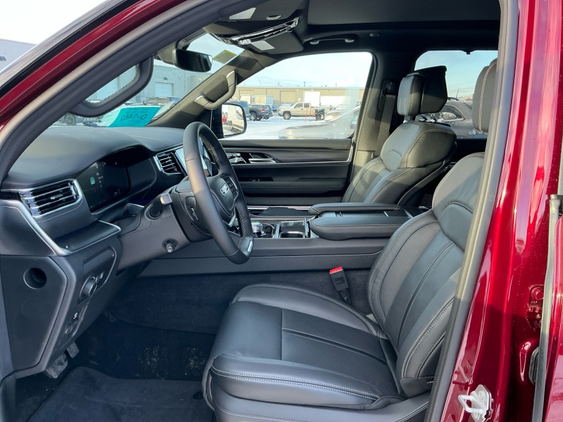 2026 Jeep Grand Wagoneer L