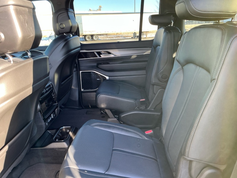 2026 Jeep Grand Wagoneer L