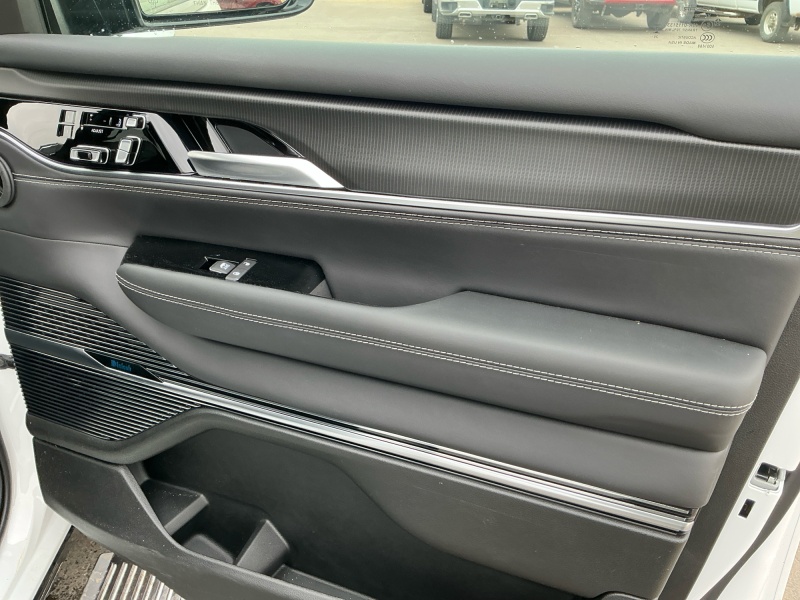 2026 Jeep Grand Wagoneer