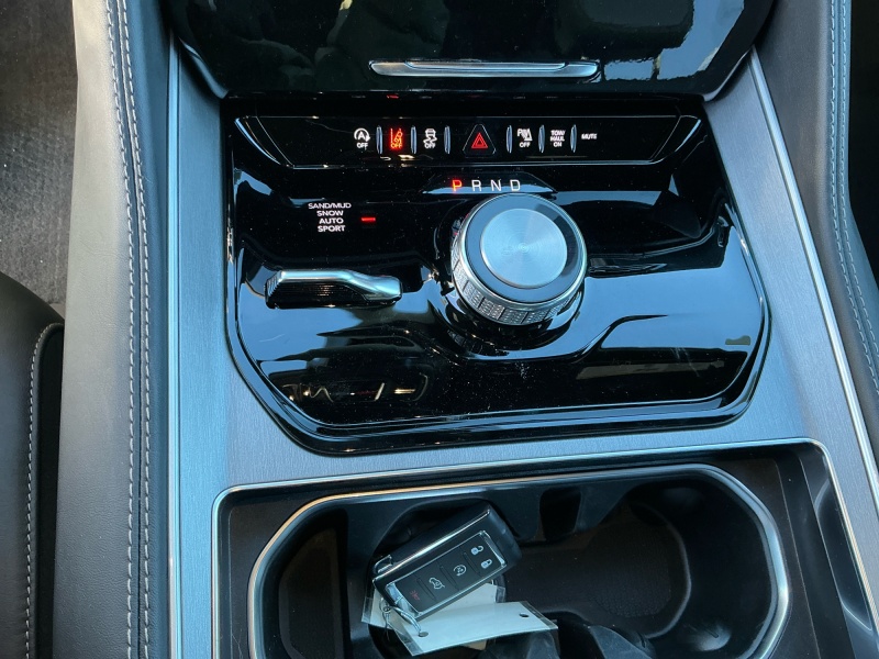 2026 Jeep Grand Wagoneer