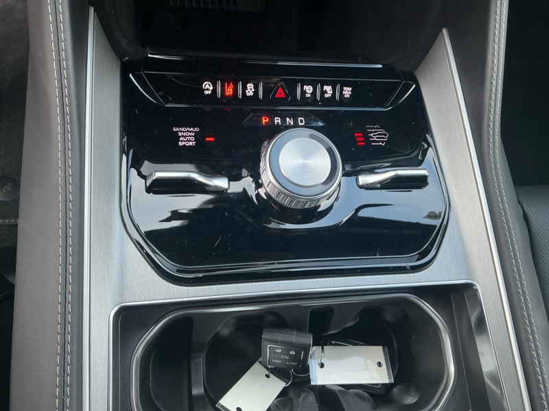 2026 Jeep Grand Wagoneer