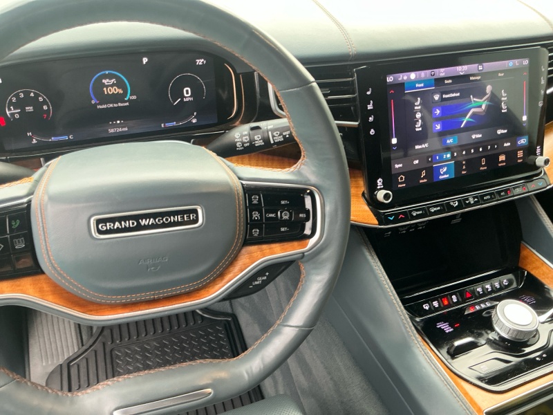 2022 Jeep Grand Wagoneer
