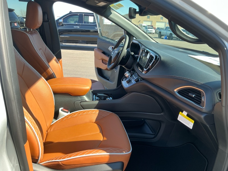 2026 Chrysler Pacifica