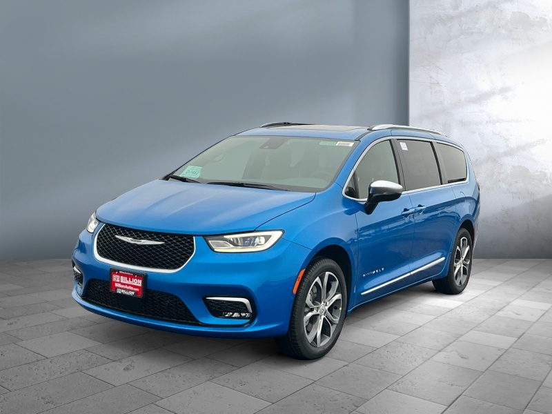 New 2026 Chrysler Pacifica Pinnacle Vans