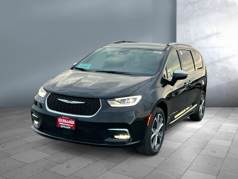 New 2026 Chrysler Pacifica Pinnacle Vans
