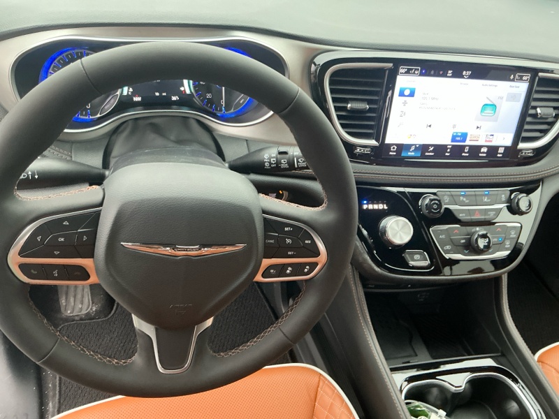 2026 Chrysler Pacifica