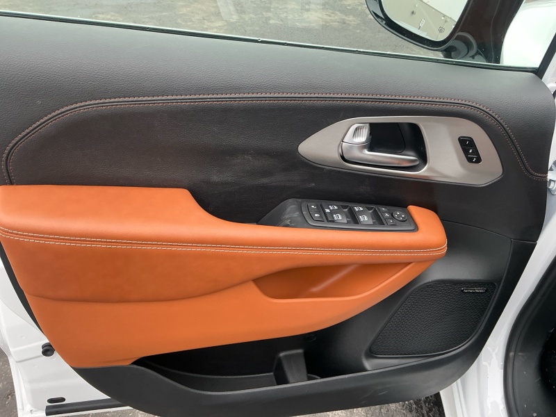 2026 Chrysler Pacifica