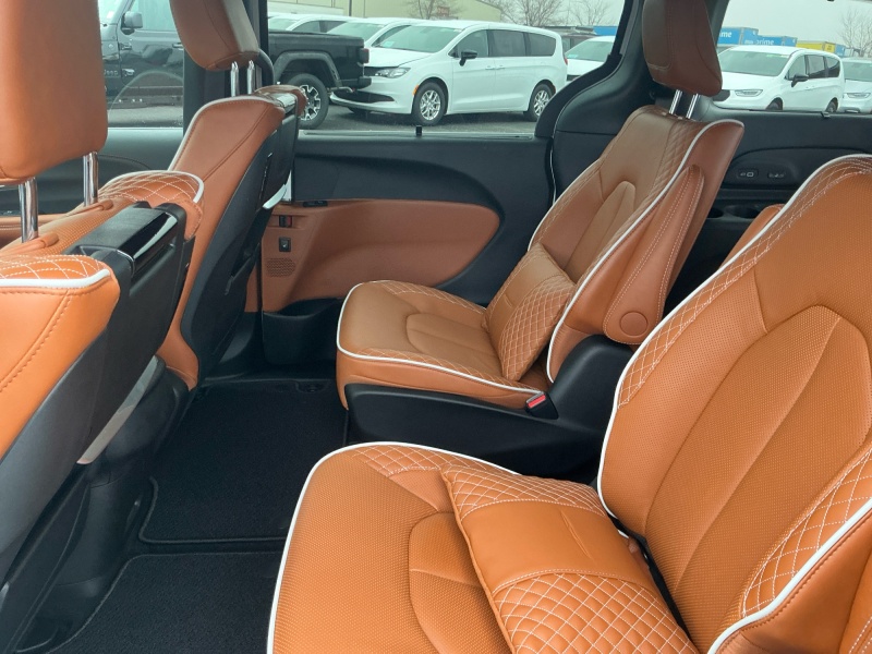 2026 Chrysler Pacifica