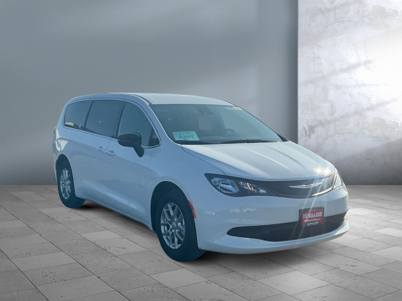 2026 Chrysler Voyager