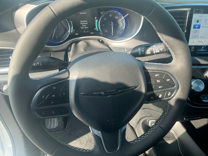 2026 Chrysler Voyager