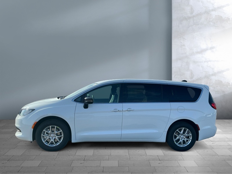 2026 Chrysler Voyager
