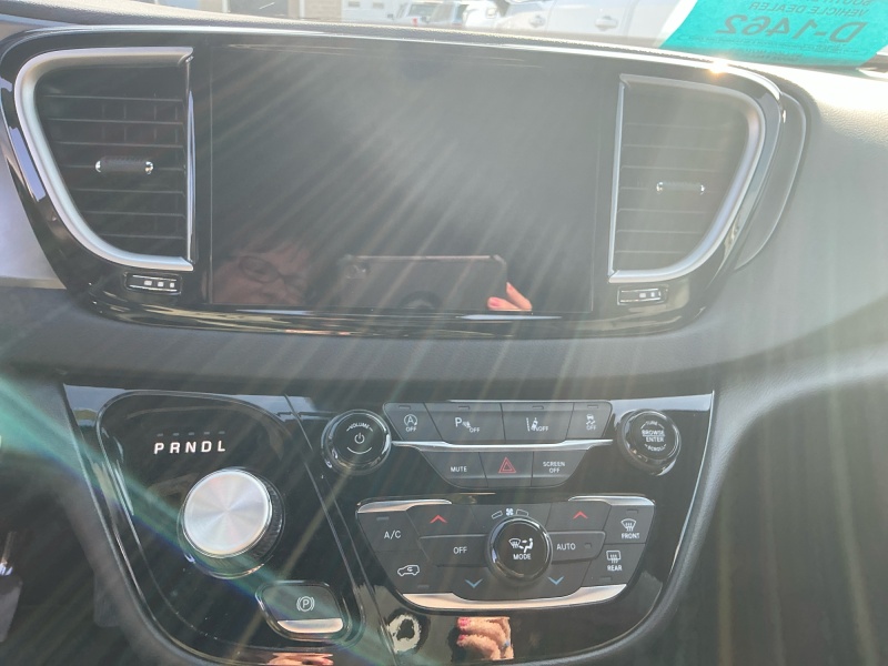 2026 Chrysler Voyager