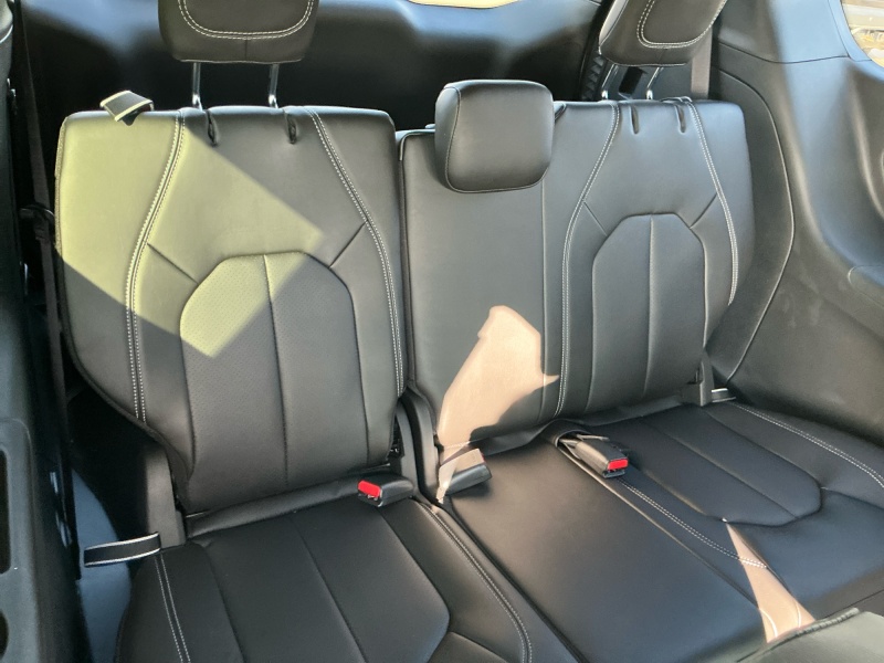 2026 Chrysler Voyager