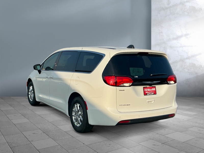 2026 Chrysler Voyager
