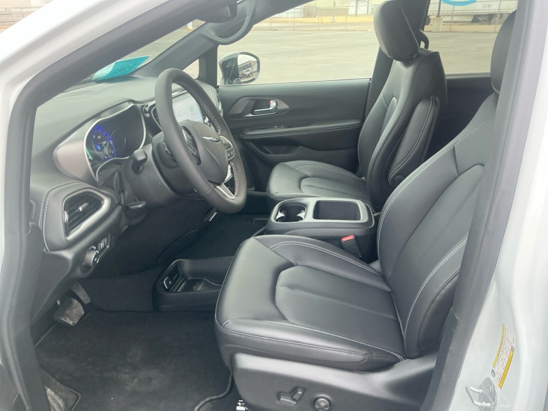 2026 Chrysler Pacifica