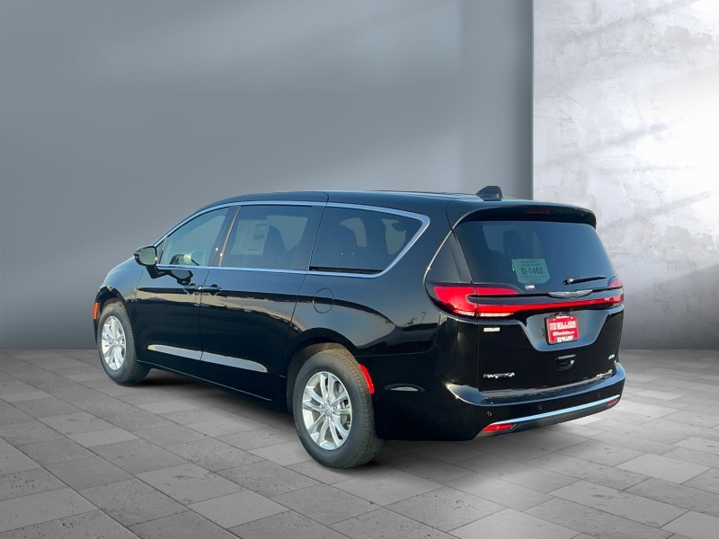 2026 Chrysler Pacifica