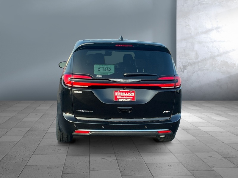 2026 Chrysler Pacifica