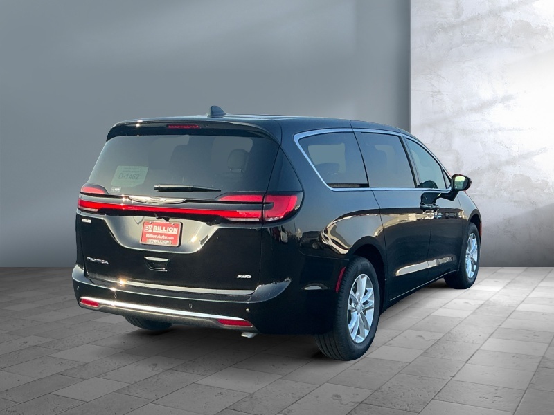 2026 Chrysler Pacifica