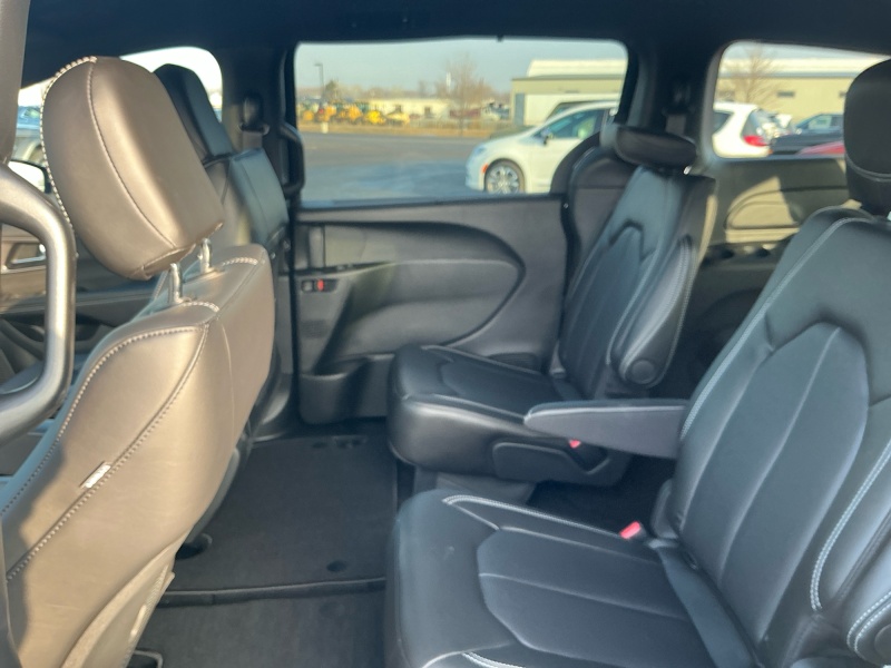 2026 Chrysler Pacifica