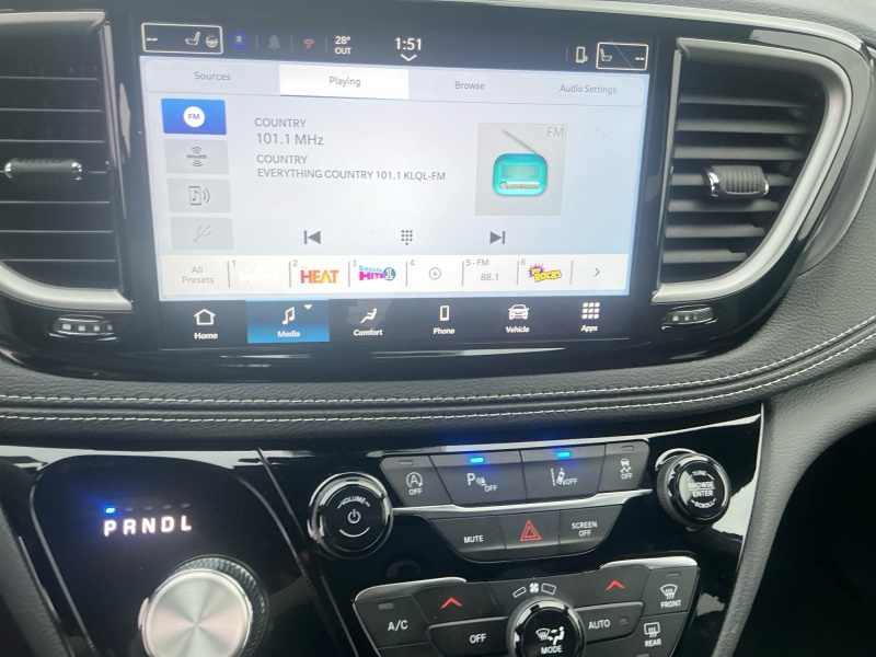 2026 Chrysler Pacifica