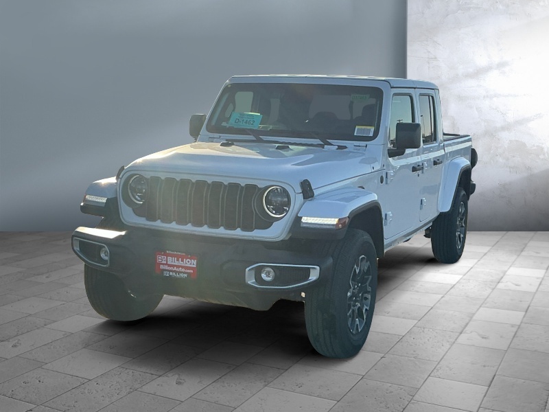 New 2026 Jeep Gladiator Sahara Trucks