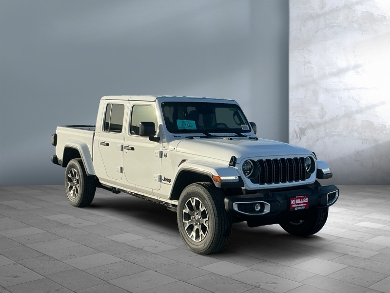 New 2026 Jeep Gladiator Sahara Trucks