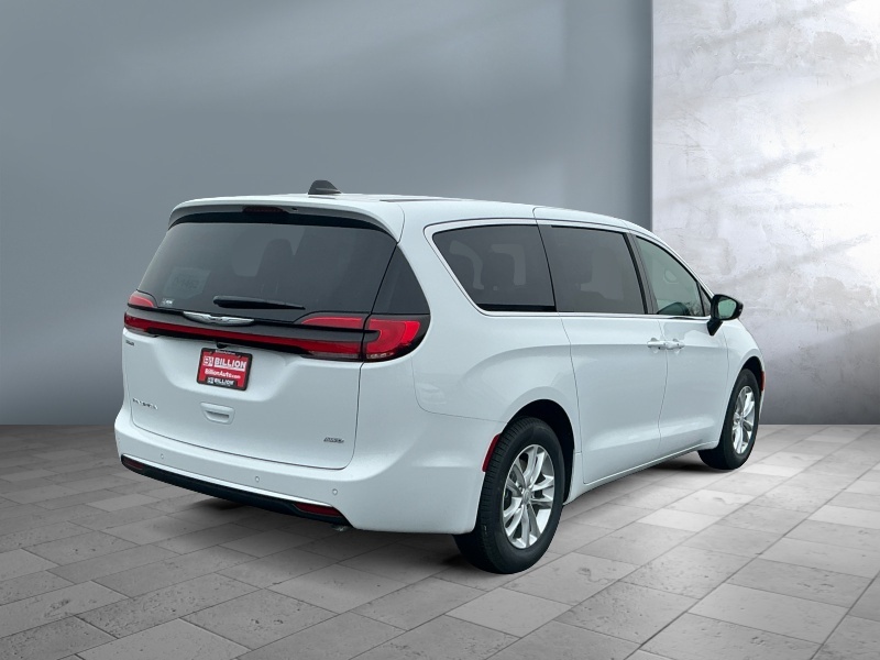 2026 Chrysler Pacifica