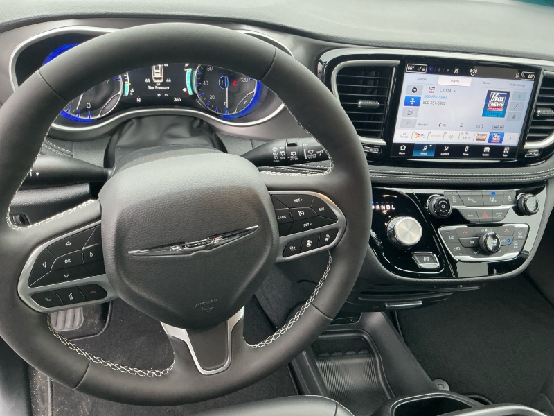 2026 Chrysler Pacifica