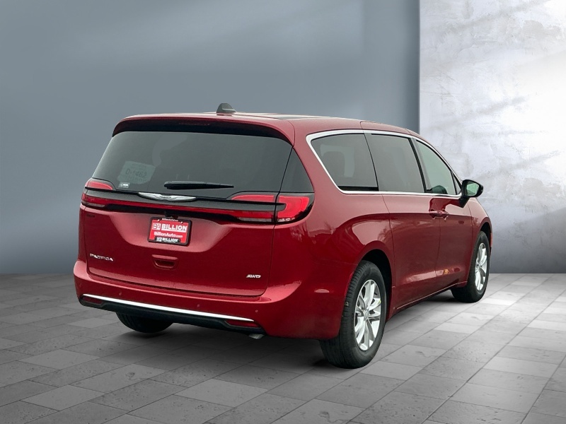 2026 Chrysler Pacifica