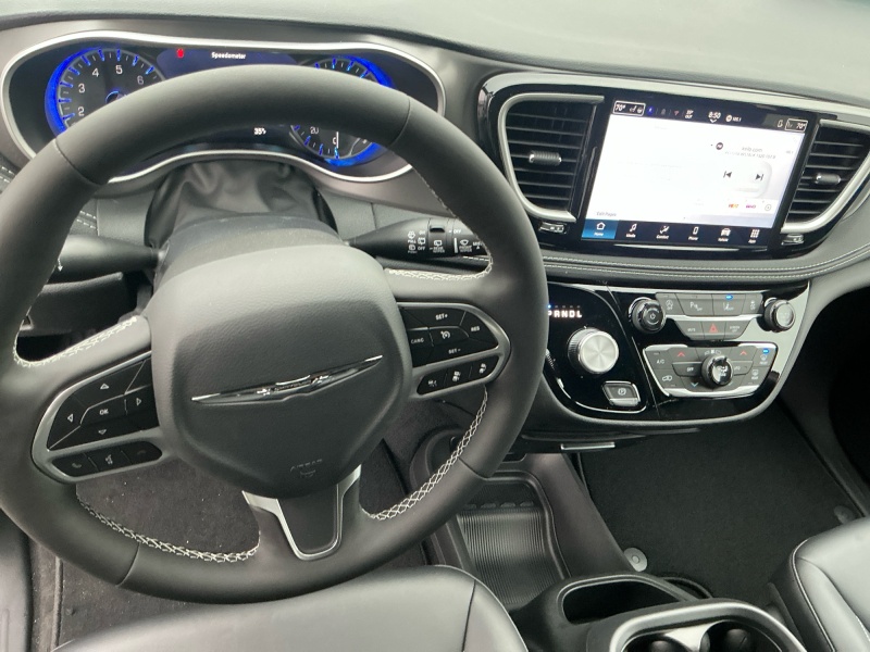 2026 Chrysler Pacifica