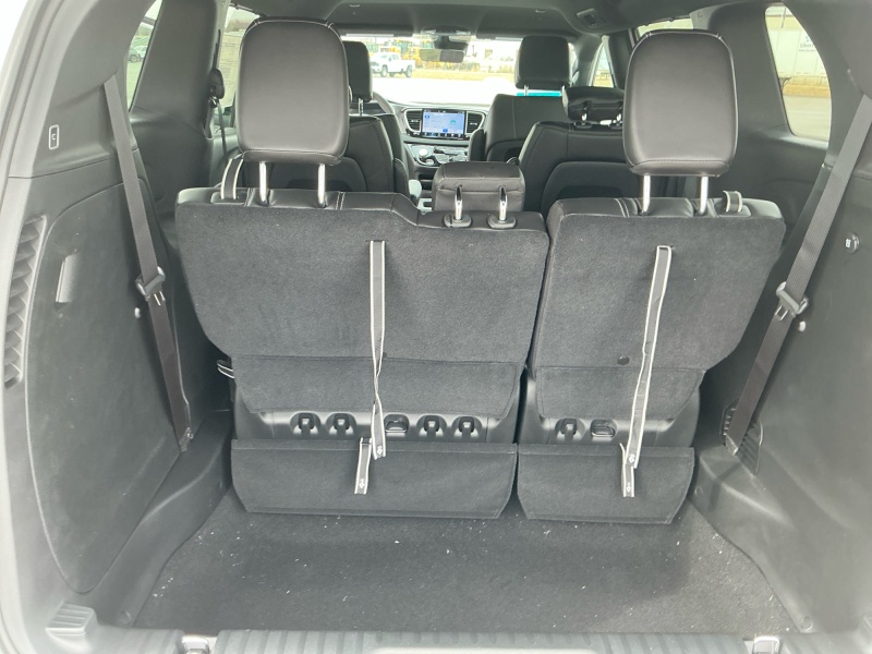 2026 Chrysler Voyager