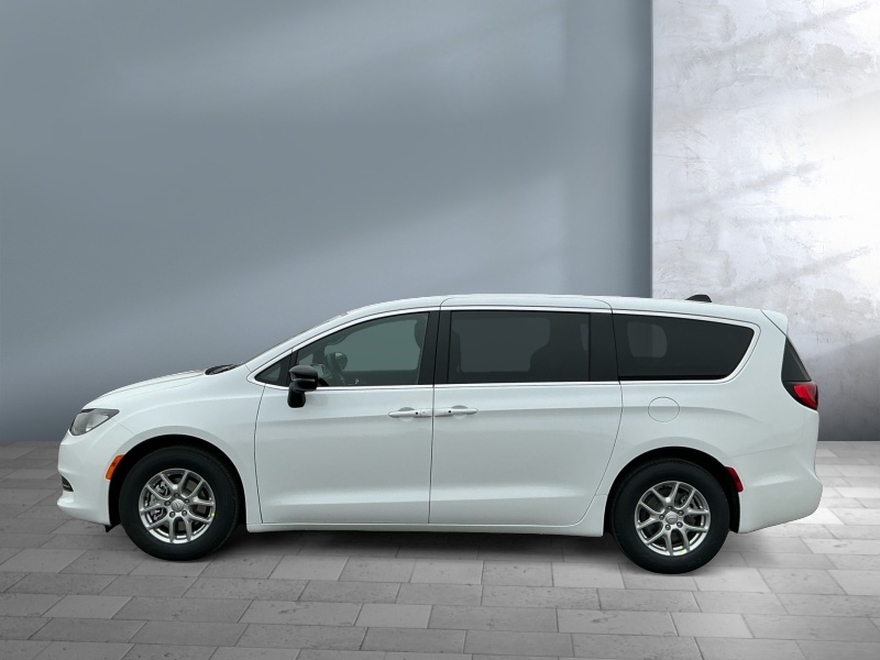 2026 Chrysler Voyager