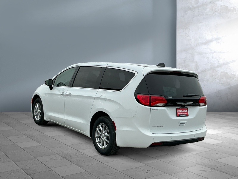 2026 Chrysler Voyager
