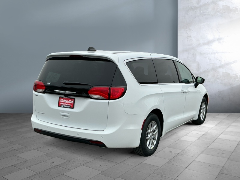 2026 Chrysler Voyager