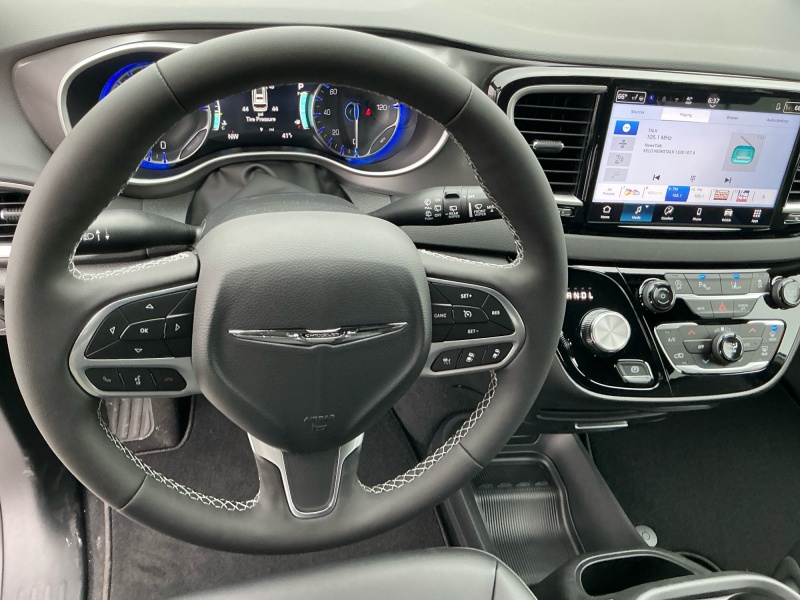 2026 Chrysler Voyager