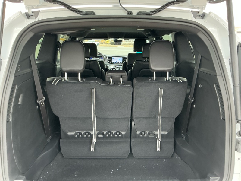 2026 Chrysler Voyager