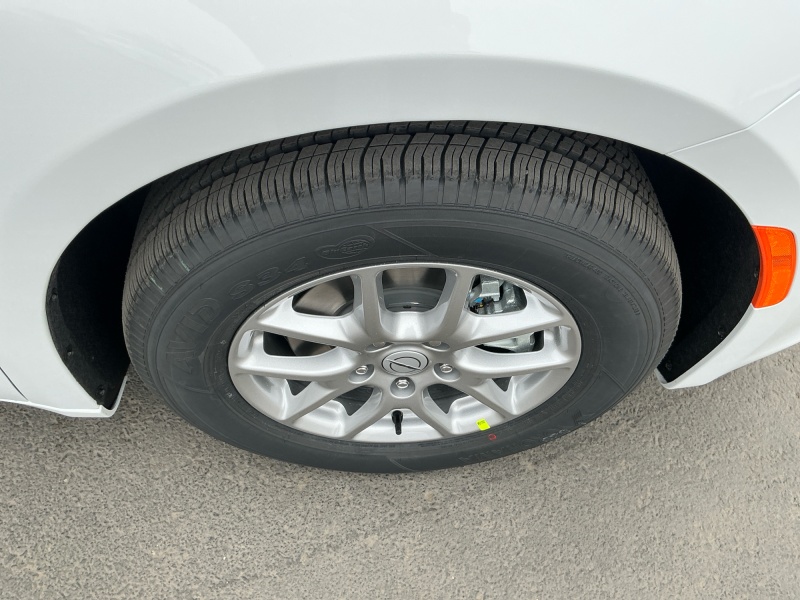 2026 Chrysler Voyager