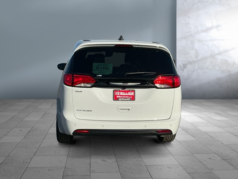 2026 Chrysler Voyager