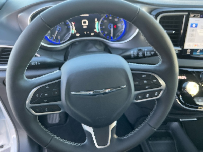 2026 Chrysler Voyager