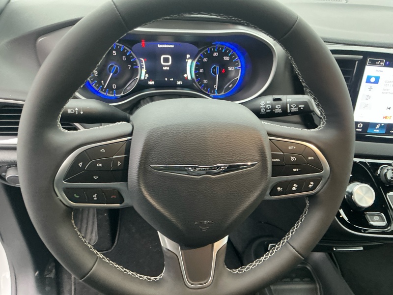 2026 Chrysler Voyager