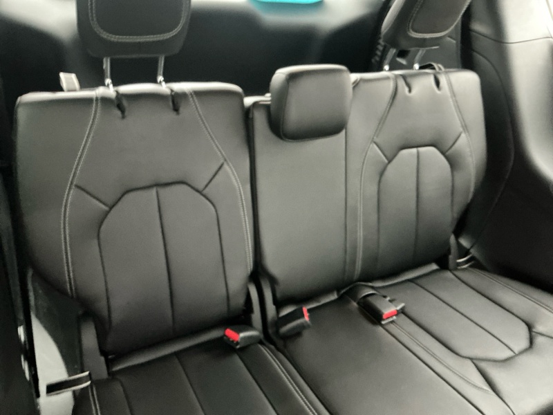 2026 Chrysler Voyager