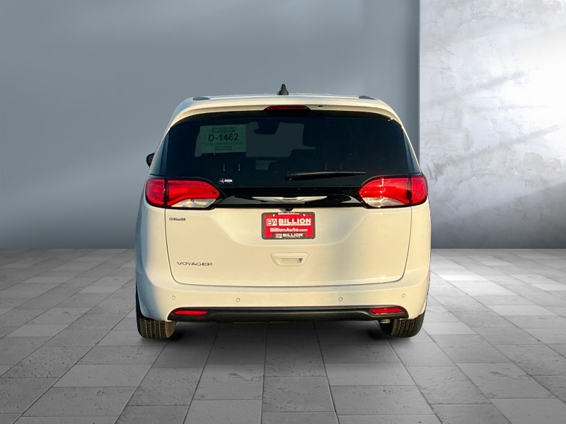 2026 Chrysler Voyager